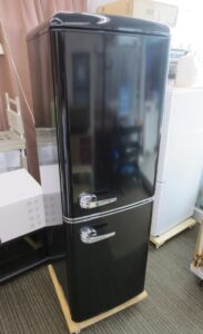 2022年　レトロ調冷凍冷蔵庫　2ドア冷蔵庫